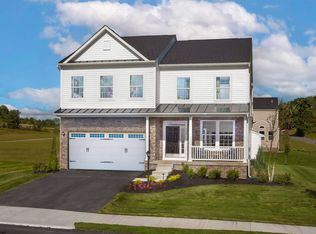 101 Lexington Circle Dr, Bridgeport, WV 26330