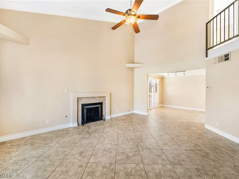 2831 Mill Point Dr — Photo 4