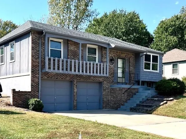 16111 W Indian Creek Pkwy, Olathe, KS 66062