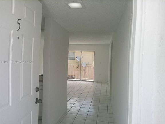 4th image of 461 SW 7th St APT 5