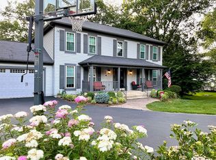 5956 Coopers Landing Ct, Burke, VA 22015