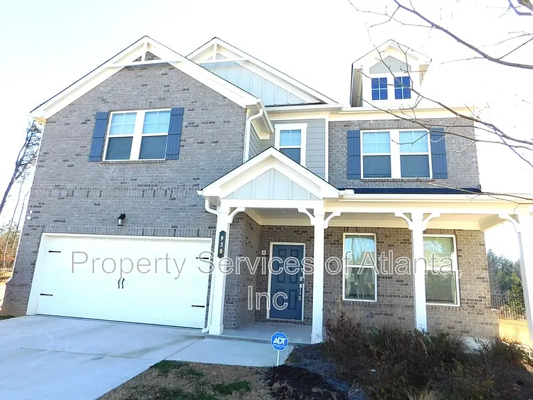 930 Elderberry Ct — Photo 1