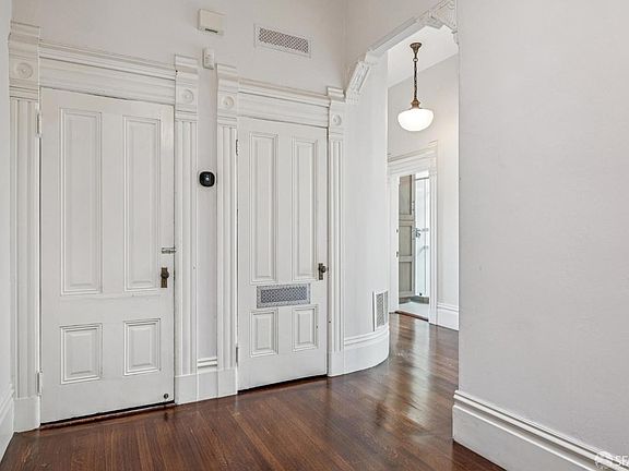 3rd image of 1259 Guerrero St