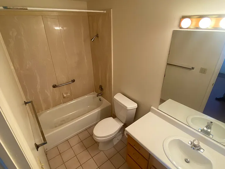 164 Pioneer Ave #104 — Photo 12