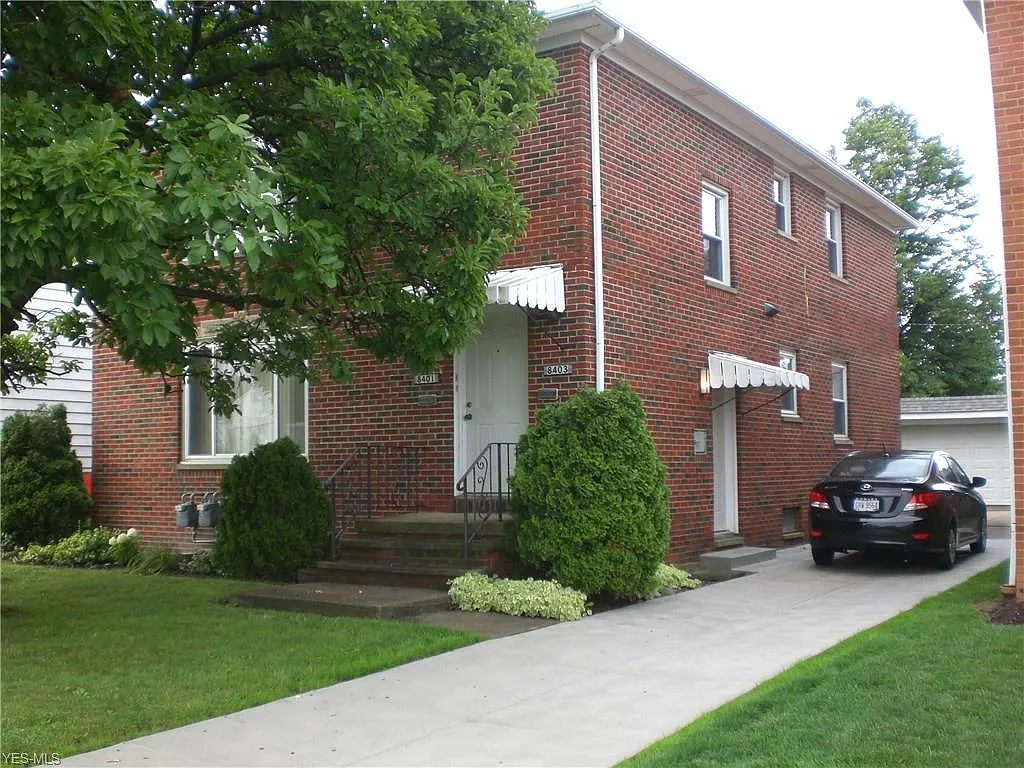 8401-03 Pelham Dr photo 1