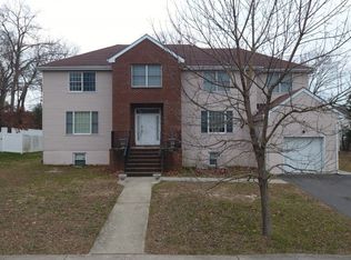 10 Shemen St, Lakewood, NJ 08701
