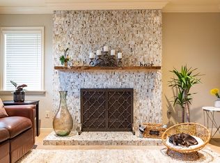 1576 Tres Hermanas Way, Encinitas, CA 92024