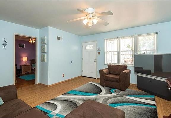 5th image of 931 Erskine Ave