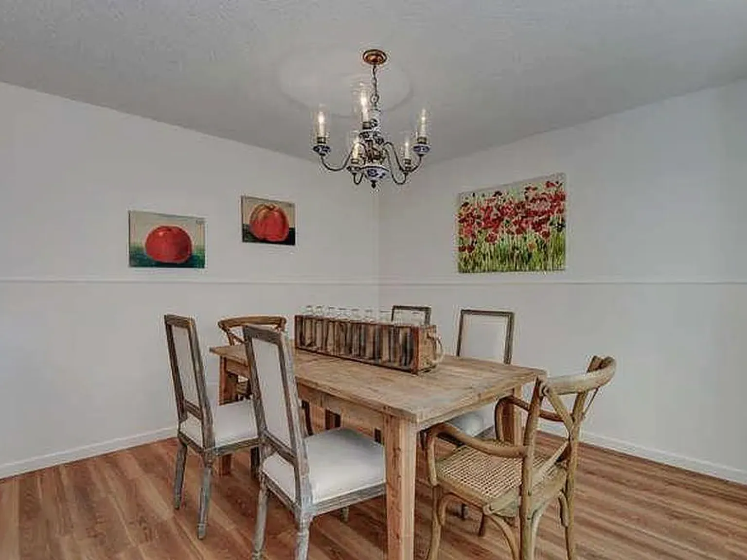 3 bed, 1.5 bath, 1440 sqft, $4,250 — Photo 3