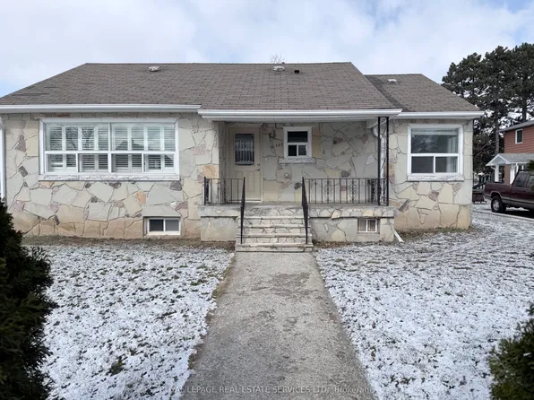 133 Hawthorne Rd, Oakville, ON L6K 1V9