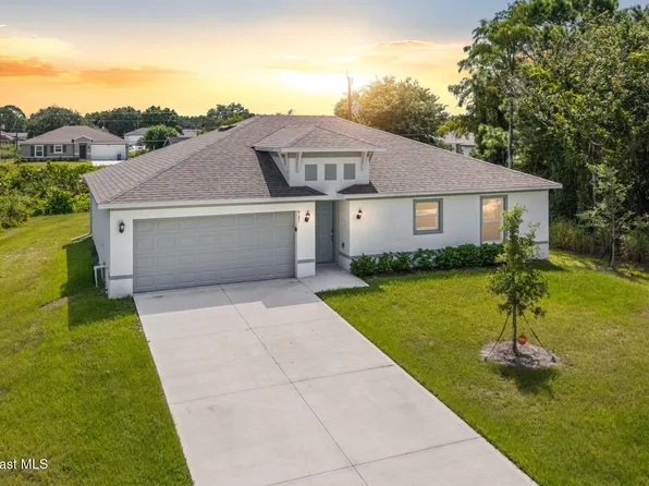 927 Tacaro Ave SE, Palm Bay, FL 32909