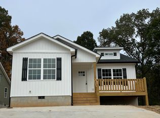 1405 Eastbrook Rd, Dalton, GA 30721