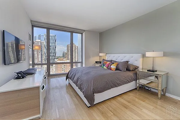 Rented by Halstead Real Estate | media 24