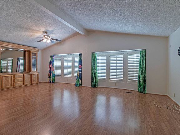 3rd image of 8122 W Flamingo Rd Unit 46