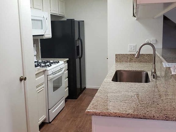 5th image of 2073 N Calle La Sombra #2