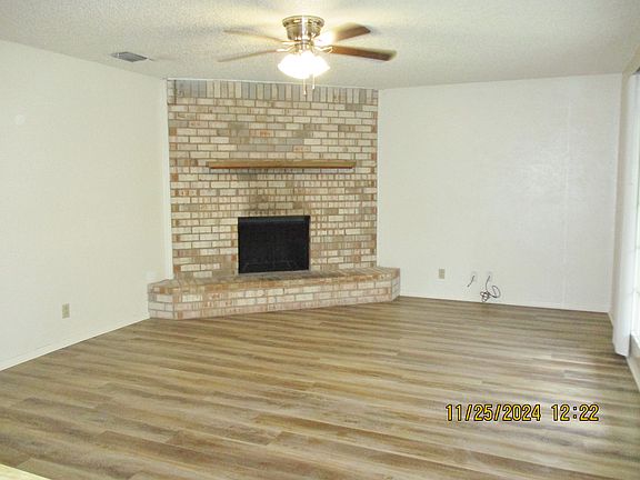 2nd image of 1109 Trammell Dr