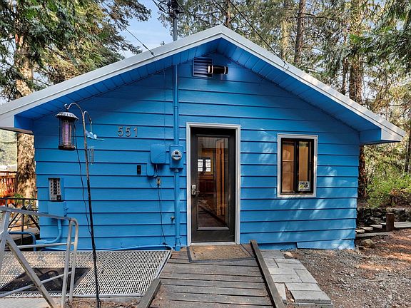 3rd image of 551 Davis Lake Rd