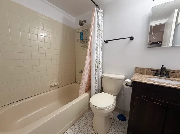 56 Ilyse Ct Floor 1, Staten Island, NY 10306