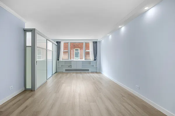 Rented by Oxford Property Group | media 34