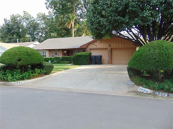 2nd image of 4932 NW 19th Ter