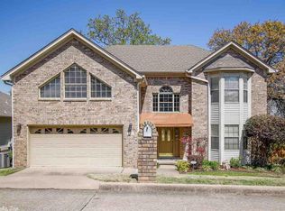 12402 Eagle Pointe Ln, Little Rock, AR 72211