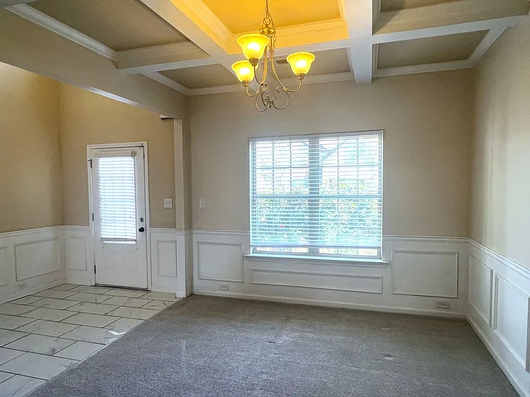 807 Citrona Dr — Photo 6