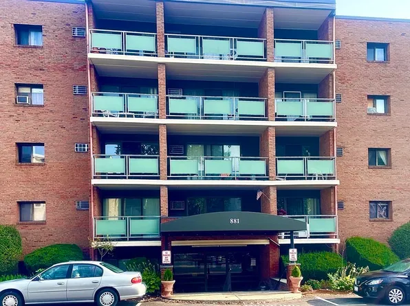 881 Broadway APT 58, Everett, MA 02149