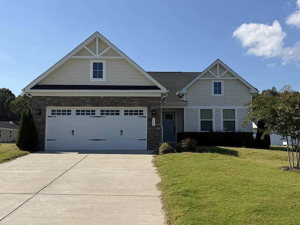117 Braxton Way