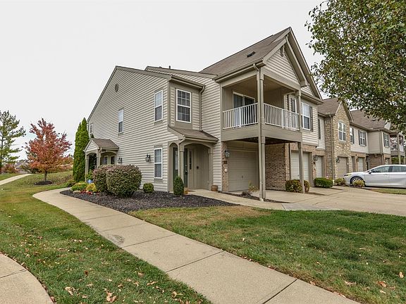 3rd image of 6246 Lakesprings Dr