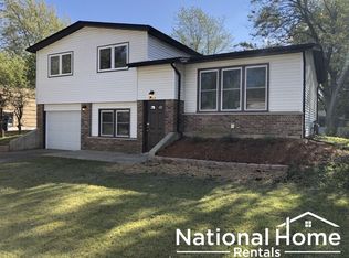 4933 Imperial Dr, Richton Park, IL 60471