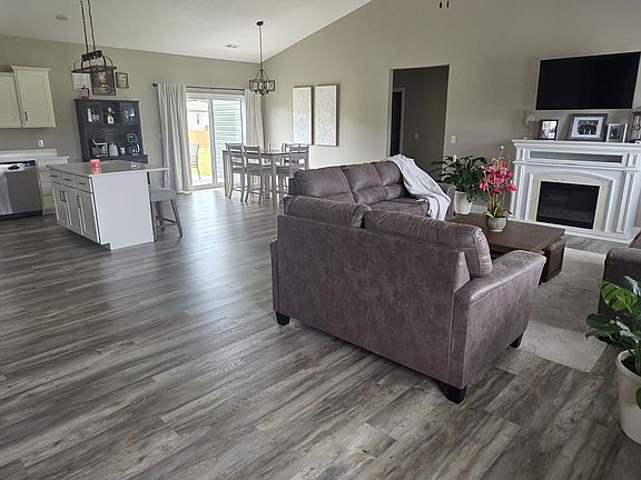 5th image of 148 Lanee Ln