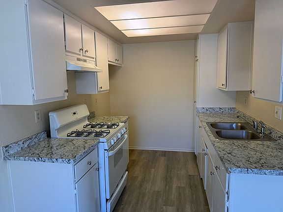 5th image of 1230 Hull Pl APT 1