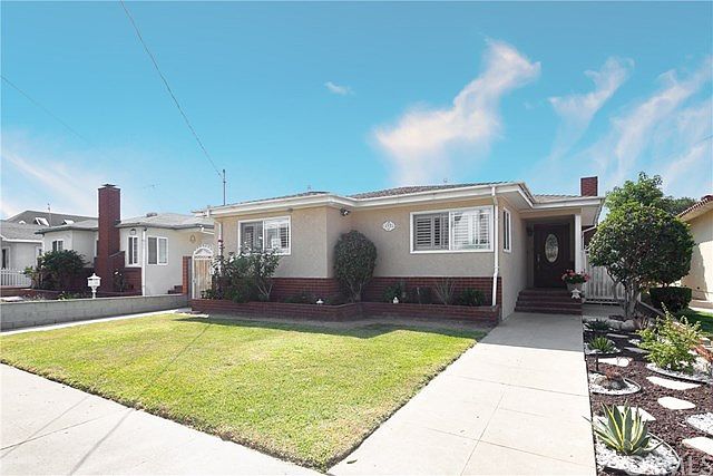 1st image of 1531 N Marine Ave