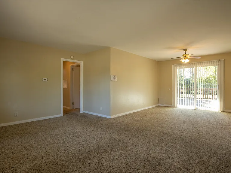 3100 Furman Blvd — Photo 36