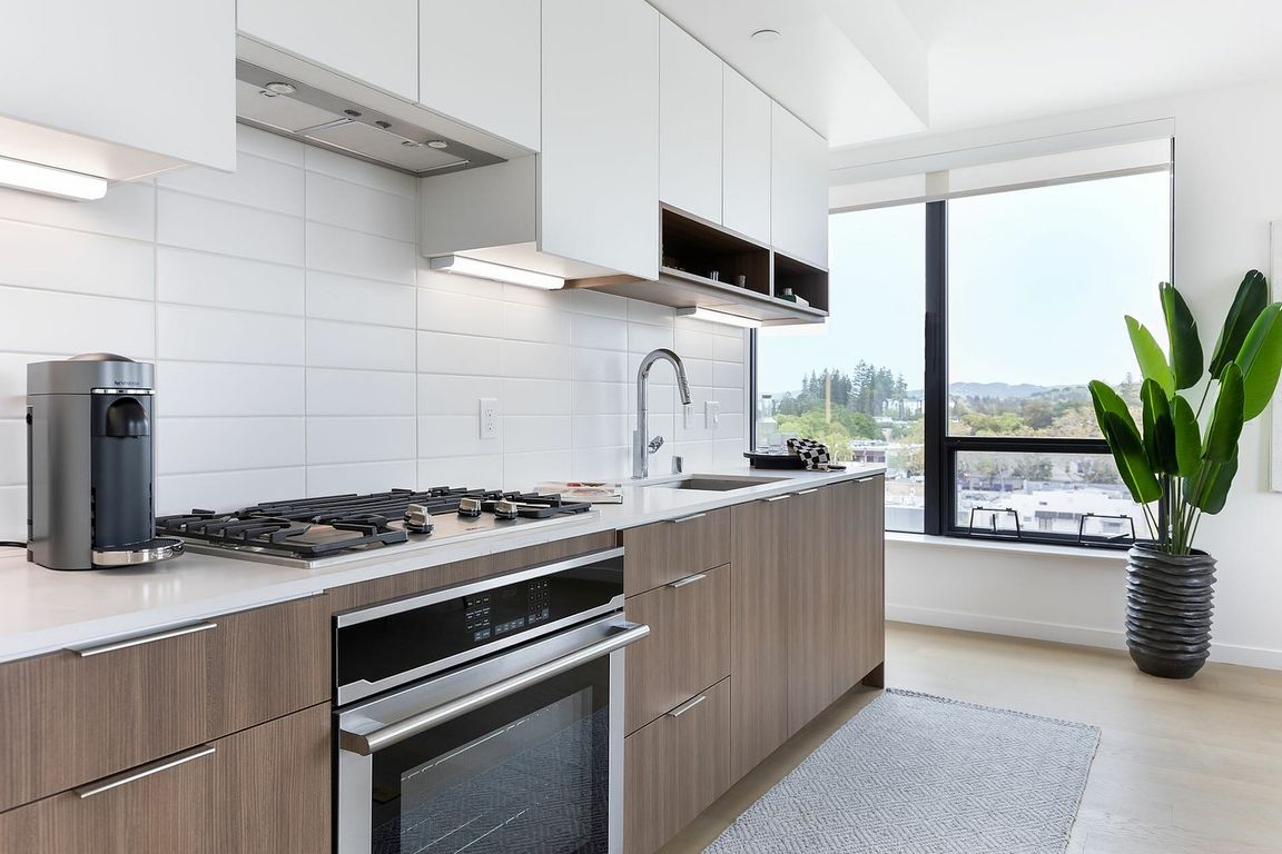 Cook, dine, and entertain in style