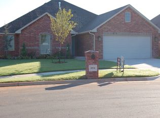 18536 Haslemere Ln, Edmond, OK 73012