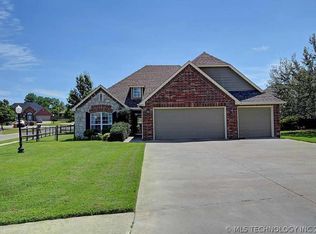 10772 E 142nd Pl, Collinsville, OK 74021