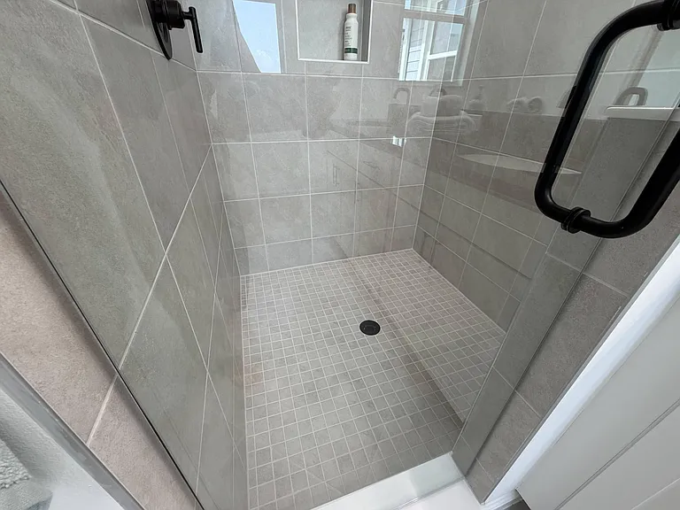 4402 Longwood — Photo 27