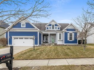 13802 Heatherfield Dr, Fishers, IN 46038