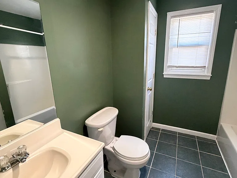 112 Tennyson Ave — Photo 32