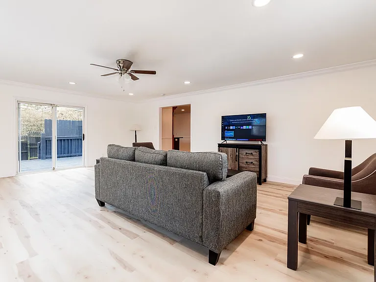 260 Aubuchon St — Photo 11