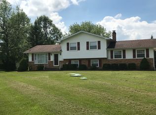 6955 Oak Hill Dr, West Farmington, OH 44491