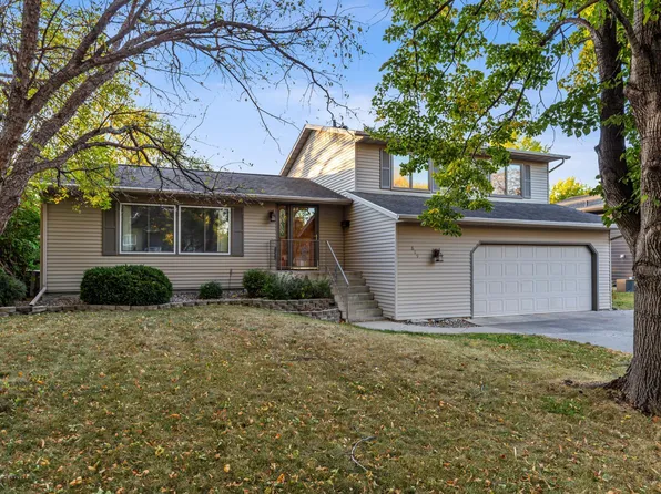 819 7th St E, West Fargo, ND 58078
