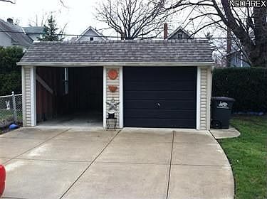 2nd image of 1196 Brockley Ave