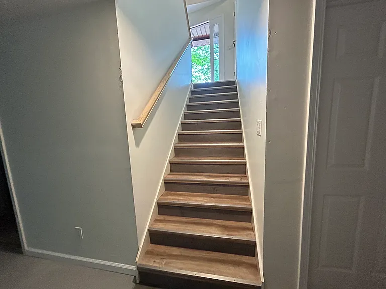 1135 E Saginaw St #1137 — Photo 12