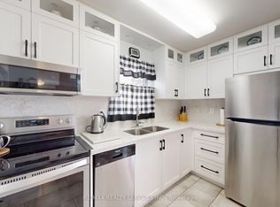 2 Grove Park Sq, Brampton, ON L6S2K3