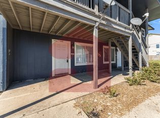 411 S Cleveland St #F, Springdale, AR 72764