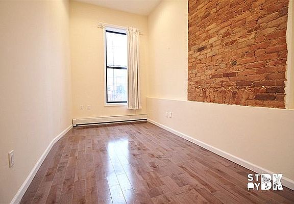 5th image of 403 Putman Ave #2