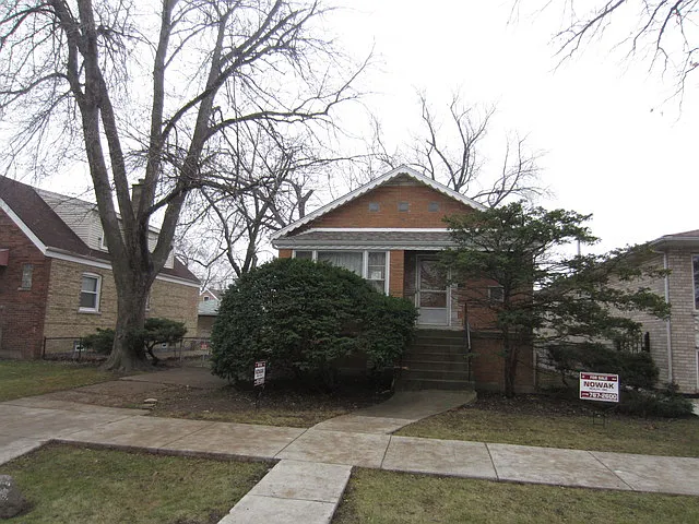 3627 W 56th Pl photo 1