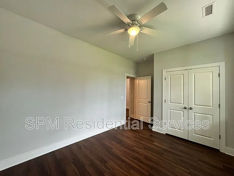 1121 Echo Dr NE — Photo 13